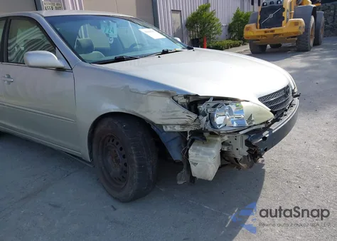2004 Toyota Camry Le from USA, damaged, VIN 4T1BE32K14U828806